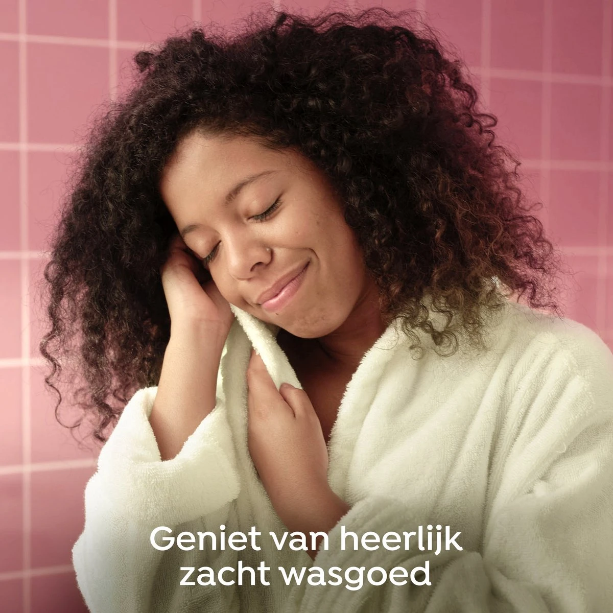 Robijn Collections Rosé Chique Wasverzachter - 4 X 750 Ml - Voordeelverpakking - Afbeelding 6